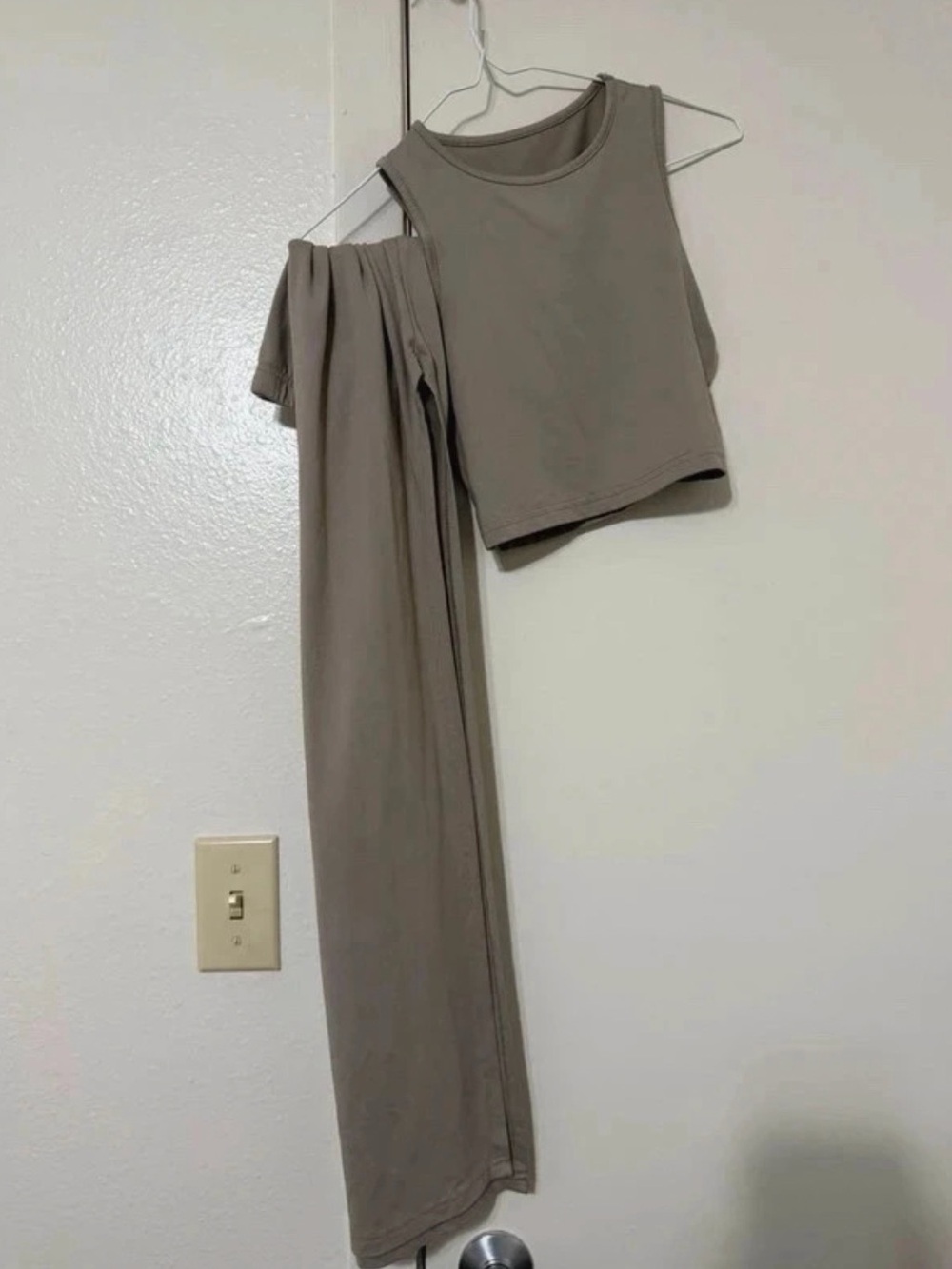 Sleeveless Crop Top & skirt with high slit- Taupe